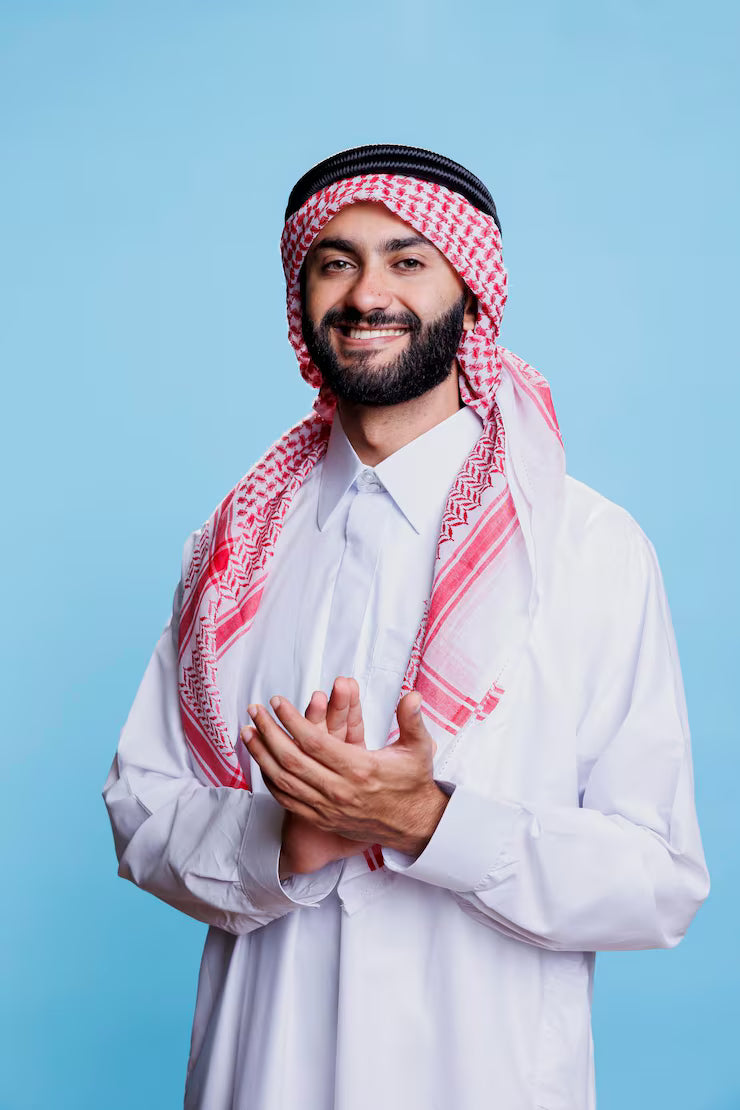 files/hombre-musulman-sonriente-aplaudiendo_482257-103227.avif